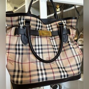Burberry leather Tote